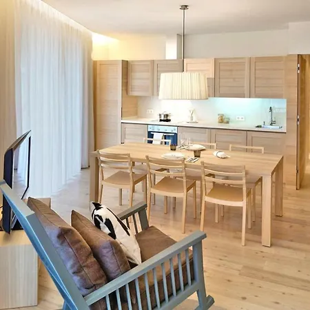 Apartment Holiday Falkensteiner Premiumappartements Edelweiss Rennweg Okt04039 Cya